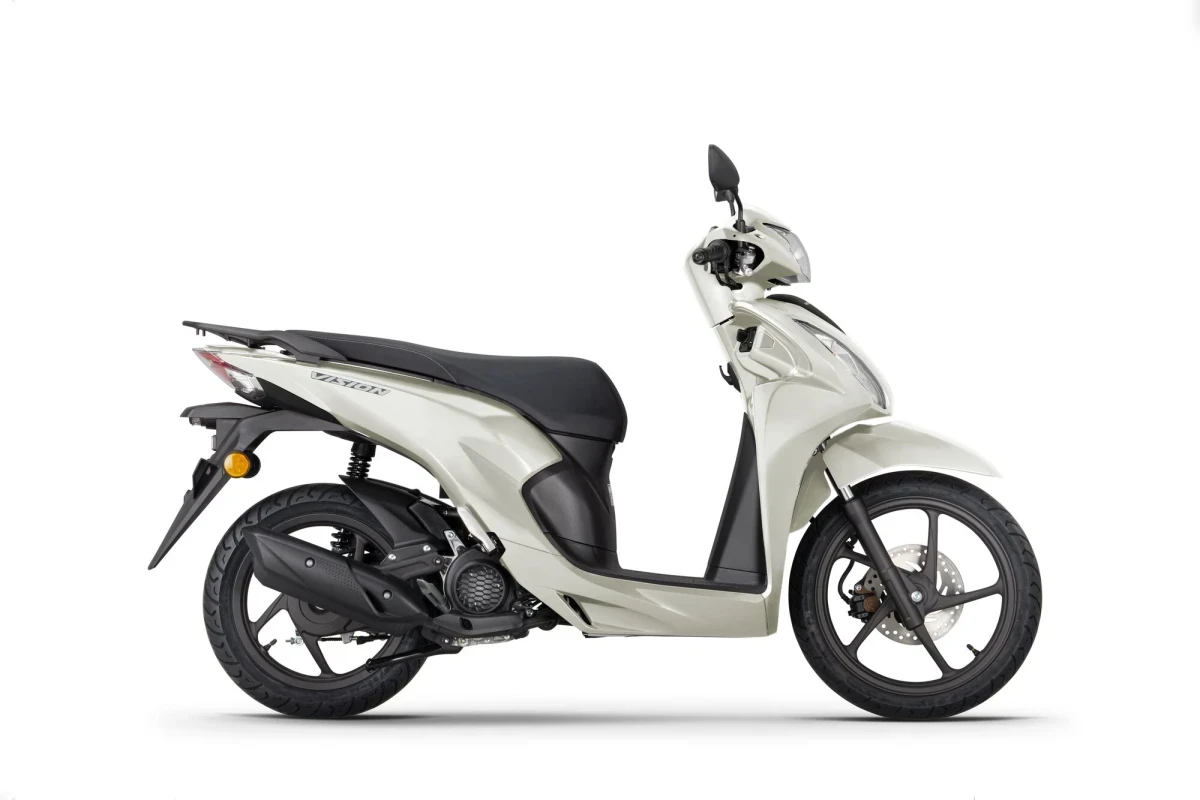 Honda Vision 110 – NOW ONLY £2,299!